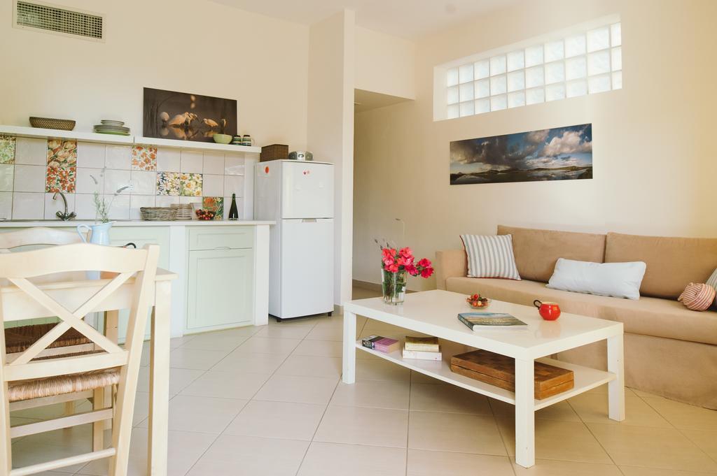 Mylos Apartments Гиалова Стая снимка